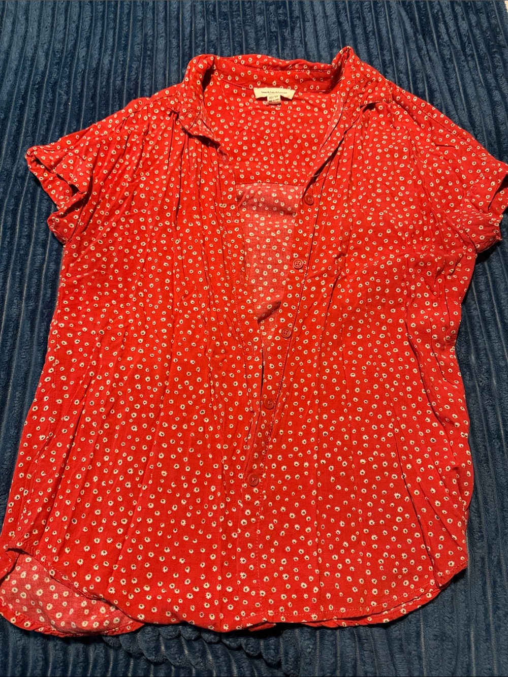 beachlunchlounge Red Short-Sleeve Button-Down Dot Print Shirt